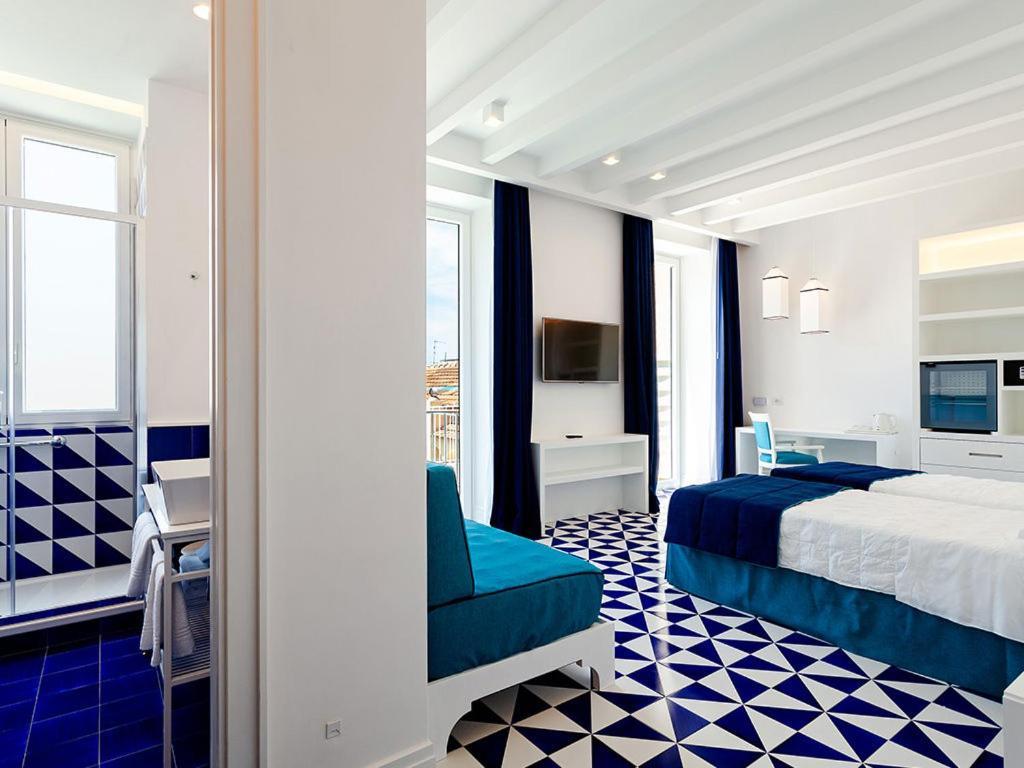 Maison Blu - Intimate Guesthouse سورينتو المظهر الخارجي الصورة